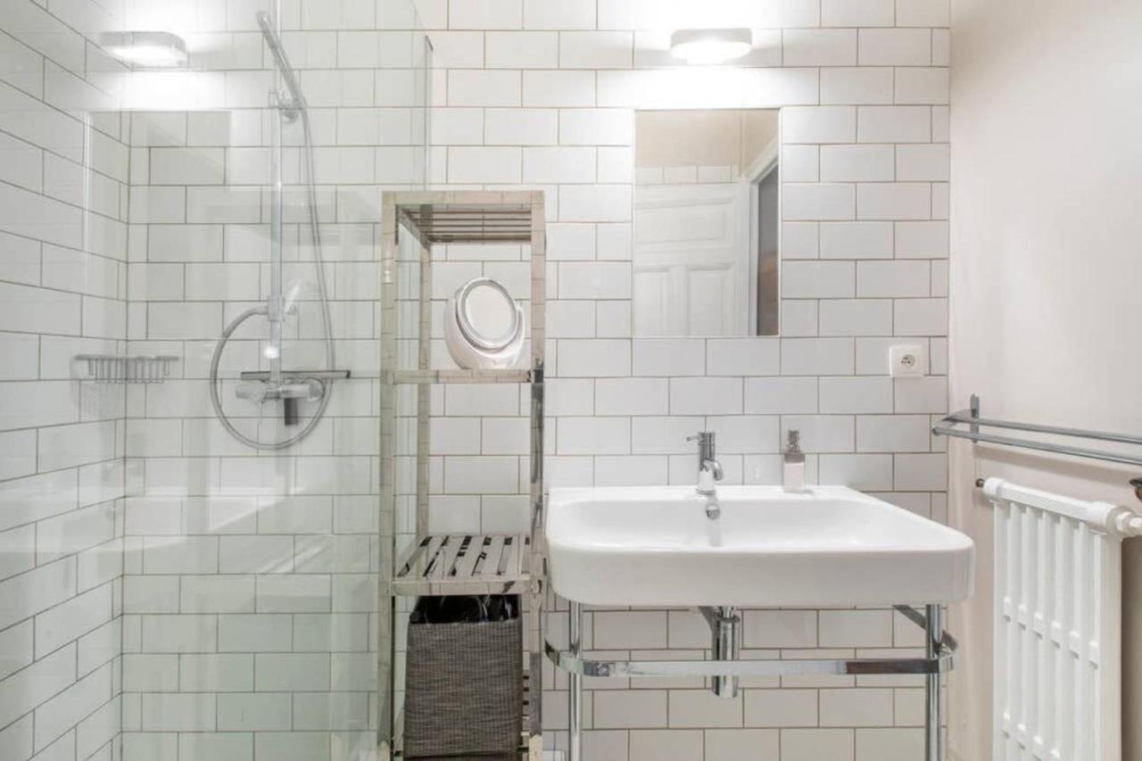 The Red Heart Of Annecy - Beautiful Apartment For 4 People Экстерьер фото