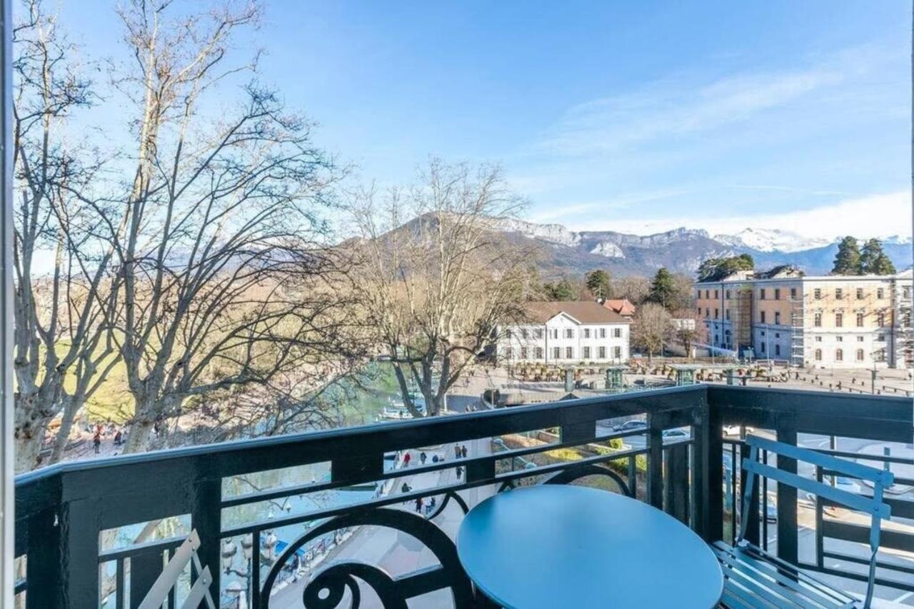 The Red Heart Of Annecy - Beautiful Apartment For 4 People Экстерьер фото