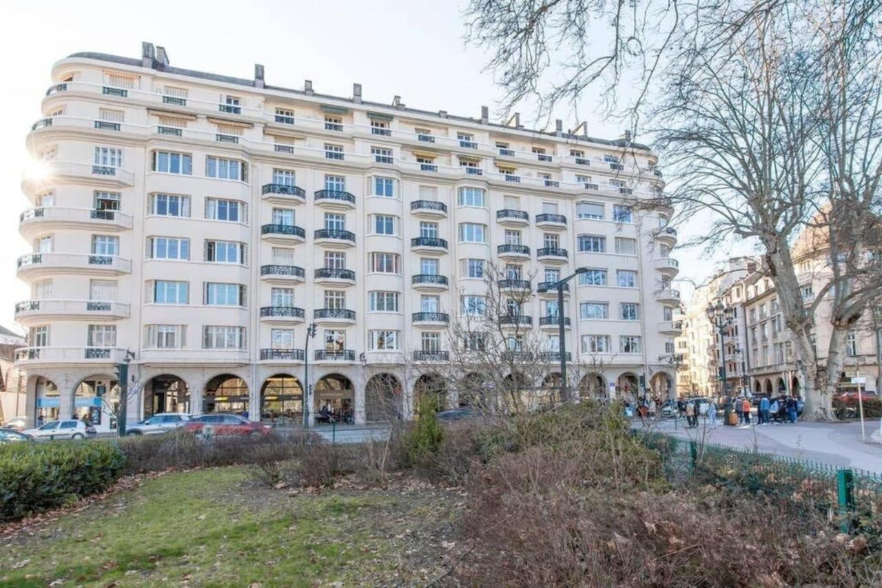 The Red Heart Of Annecy - Beautiful Apartment For 4 People Экстерьер фото