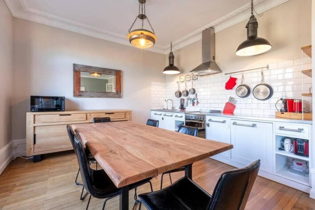 The Red Heart Of Annecy - Beautiful Apartment For 4 People Экстерьер фото